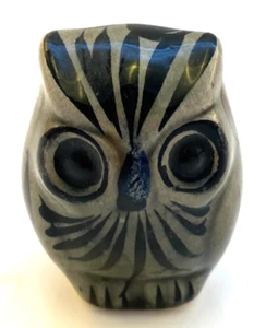Estatuilla de búho de cerámica mexicana Tonala vintage 2,75" azul gris - Imagen 1 de 4