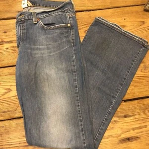 Lucky Brand jeans Gene Montesano Medium Wash size10/ 30 Boot Cut - Picture 1 of 6