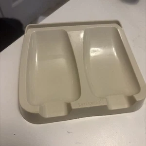 Vintage Tupperware Off White Double Spoon Rest 5 1/4" x 4 1/4" x 1 1/4 USA MADE - Foto 1 di 12