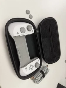 SCUF Nomad Mobile Controller Case Included - Picture 1 of 2