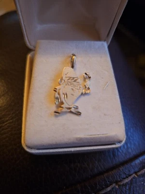 Colgante Taz 14 Kt vestido como Santa Foto 1 de 4