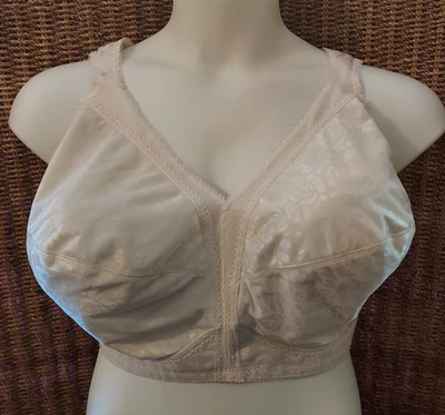 Playtex women bra style 4693 size 52DDD No-Underwire nude NWOT Free Shipping - Image 1 of 4