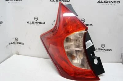 Luz trasera izquierda Nissan Versa 2014 conductor 265553WC0A fabricante original Foto 1 de 4
