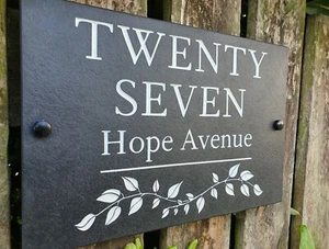 Beautifully Deep Engraved Slate House Door Name Number With Choice of Scrolls - Imagen 1 de 24