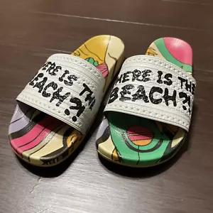 Adidas Adilette Where Is The Beach? Slides Sandals Sz 9 CQ3096 - Picture 1 of 6