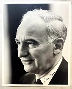 VTG 8x10 Photo B&W DR. Simon Ramo Autographed Chairman ICBM MISSLE ENGINEER - Bild 1 von 2