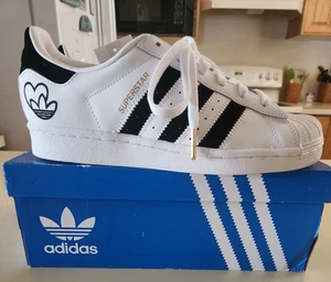 Adidas Originals Superstar "Heart Logo" FY4755 Lifestyle Damenschuhe Größe 7,5 - Bild 1 von 11