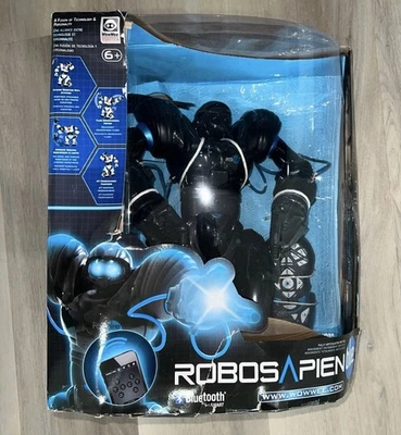 Robosaipien Wow Wee Blue Fully Articulated Humanoid Robot Extremely Rare Find - Image 1 of 4