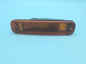97-01 Subaru Impreza Driver Front Left Bumper Side Marker Turn Signal Indicator - Picture 1 of 9