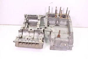 YAMAHA RD250 "352" CRANKCASE / MAIN ENGINE CASES - Picture 1 of 12