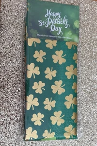 ST PATRICK'S DAY Metallic Print Tablecloth 52in × 70in Oblong Fabric SHAMROCKS - Picture 1 of 3