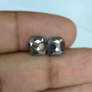 Par de cojines de 2,99 quilates de diamantes sueltos extraídos de tierra natural rosa negro de lujo - Imagen 1 de 4