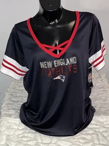 NEW ENGLAND PATRIOTS NFL NEW ERA DAZZLED V-NECK JERSEY SHIRT WOMENS 2XL NWT - Picture 1 of 2