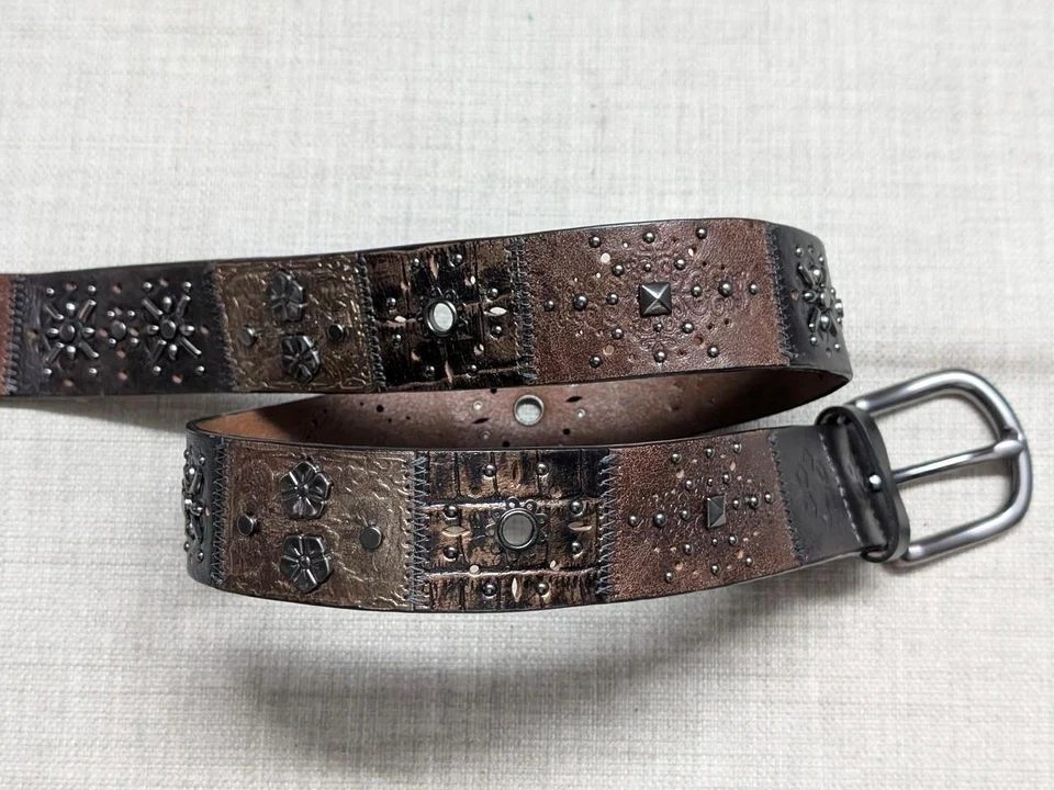 Cinturón de cuero vintage Y2K FOSSIL patchwork 34 floral ESTUCHADO cuero de vaca mecanizado Foto 1 de 4