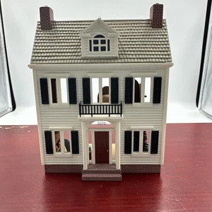 Hallmark Andenken Ornament - 2010 A Colonial Christmas #27 in Serie - Bild 1 von 22