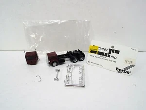 HERPA PROMOTEX PETERBILT TRAKTOREINHEIT PFLAUMENKIT HO/OO MASSSTAB NOS MIP (HO93) - Bild 1 von 4