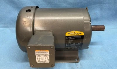 BALDOR INDUSTRIAL MOTOR, CAT #M3617T,SERIAL #F0603200029, HP 1, VOLTS 230/460 - Image 1 of 4