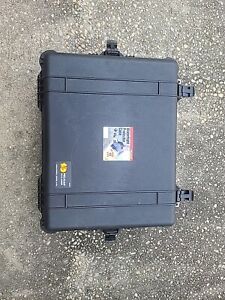 Pelican 1610 25"x20"12" Watertight Crushproof Protective Case