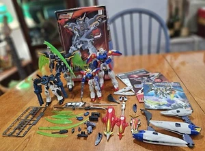 Gundam Wing Universe Figure Lot of 4 / Deathscythe Box Model Kit Action Figure - Picture 1 of 12