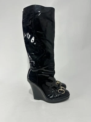 Botas de cuña Gucci negras charol Horsebit hasta la rodilla talla 6 Foto 1 de 4