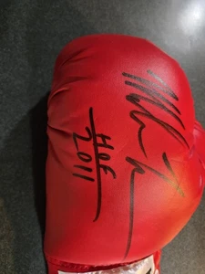 MIKE TYSON SIGNED HOF 2011 EVERLAST BOXING GLOVE PSA/DNA COA AUTOGRAPHED AUTO - Picture 1 of 9