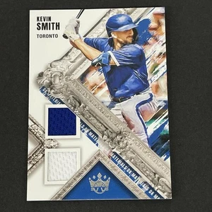 2022 Panini Diamond Kings DK Materials #DKM-KS Kevin Smith gioco usato doppia reliquia - Foto 1 di 2