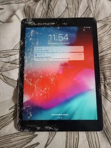 Apple iPad Air 1st Gen. 16GB, Wi-Fi + Cellular (Unlocked), 9.7in - Space Grey... - Picture 1 of 5