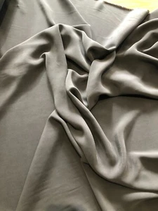 Silk double crepe, 40 momme, 107 cm, charcoal, sold by half a metre - Picture 1 of 2