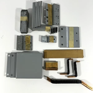 General Electric TED1DPK Breaker Mounting Hardware Kit 150A 600V 3P, Series TED - Picture 1 of 1