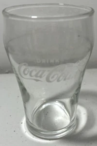 Coca Cola 1900 Vidrio Transparente Blanco Logo "BEBER COCA COLA" 4 pulgadas de Alto - Imagen 1 de 8