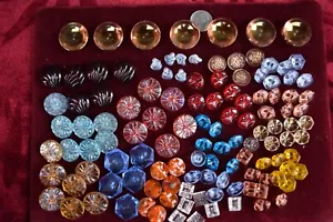 118 pcs LOT CRYSTAL HAND CUT CZECH VINTAGE GLASS BUTTONS 1930´s ART-DECO - Picture 1 of 2