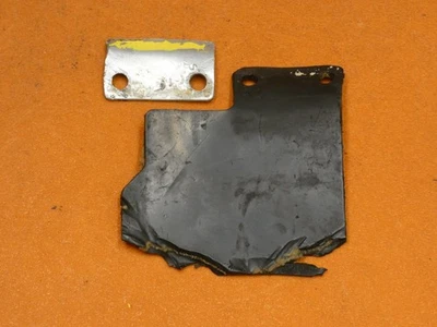 Deflector y placa protector de astillas de goma Mcculloch D44 S44 440 740 1-71 Foto 1 de 2