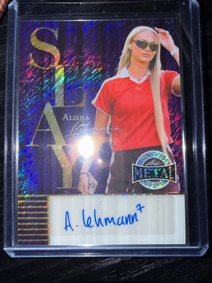Hoja Mujer De Deporte 2025 Metal Alisha Lehmann 4/4 Auto Slay Gold Purple Shimmer Foto 1 de 4