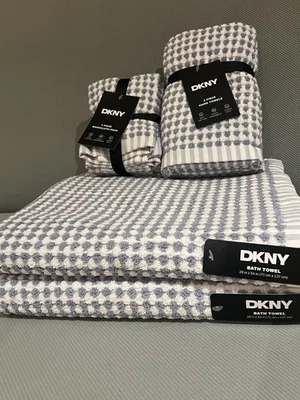 DKNY 2 Bath & 2 Hand Towels & 4 Washcloths Gingham Monet Tile Blue Check 8 Piece - Image 1 of 4