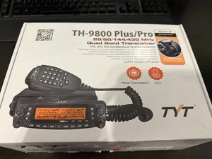 TYT TH-9800 Plus 50W Quad Band 29/50/144/430 MHz Two Way Radio - Black - Zdjęcie 1 z 8