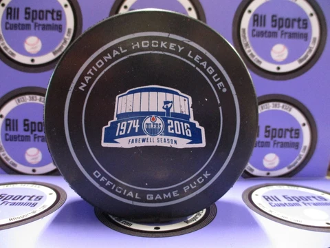 Edmonton Oilers 1974 - 2016 Farewell Season NHL Official Game Puck Sherwood Cover