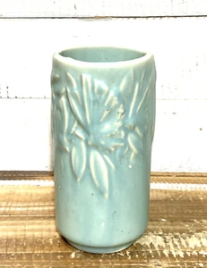 Vintage 1940 Nelson McCoy Pottery Blue Butterfly Vase 6" - Picture 1 of 12