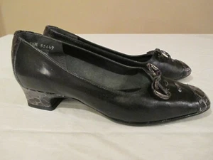 Zapato para mujer California MAGDESIANS con lazo y puntera talla 5,5 M cuero negro y reptil - Imagen 1 de 9