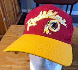 Washington Redskins Mütze Script Sports Specialties tailliert Gr. 6 3/4 NFL Pro Line - Bild 1 von 8