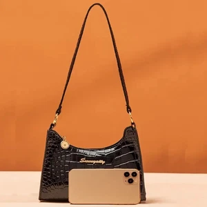 Abendtasche Krokodilmuster, Farbe einfarbig schwarz leicht neu ohne Etikett - Bild 1 von 6