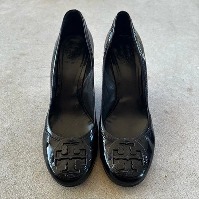 Tacones de cuña Tory Burch Sophie de charol negro para mujer talla 9,5 Foto 1 de 4