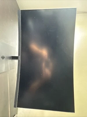 HP OMEN by HP 32c 31,5 Zoll QHD Gaming Monitor curved  1 ms Reaktionszeit 144 Hz - Bild 1 von 4