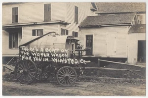 1910 Winsted, CT Connecticut ECHTFOTO Wasserwagen & Wohnhaus Postkarte - Bild 1 von 2