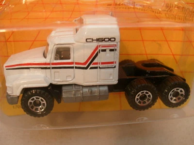 1990 MATCHBOX SUPERFAST MB 8 WHITE MACK CH-600 TRACTOR NEW ON CARD - Image 1 of 3