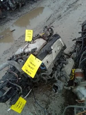 2001-2006 HYUNDAI ACCENT Engine 1.6L VIN C 8th Digit Canada Market Hatchback - Image 1 of 4