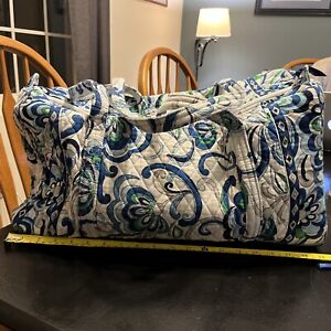 WOW! Vera Bradley Large Duffel Travel Bag  Mediterranean White Quilted Cotton!