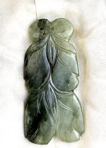 Vintage handgeschnitzte chinesische grüne Jade Plakette / Anhänger (?) im Originalkarton - Bild 1 von 16