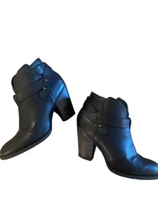 XoXo Womens Black Ankle Boot Zip Up Size 7.5M - Picture 1 of 6