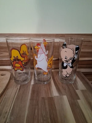 Lot of 3 Vintage 1973 Warner Brothers Looney Tunes Pepsi Collector Series Glass - Image 1 of 3