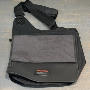Laptop Carrying Case Honda Crossbody Men's Messenger Bag Sling Leeds Civic Vtg - Picture 1 of 14